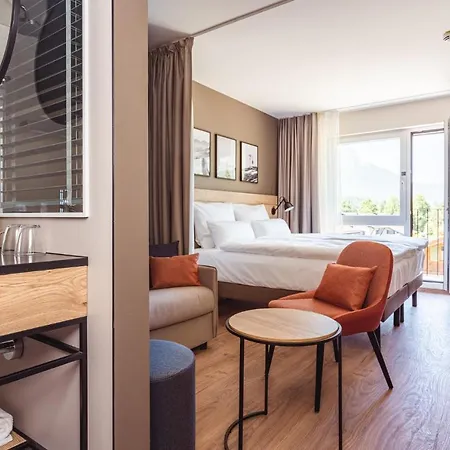 Aja Hotel 4*
