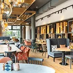 Aja Готель 4*